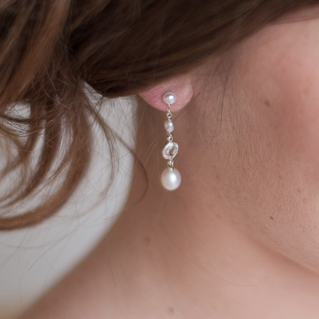 Isabella Pearl Bridal Droplet Earrings £42
